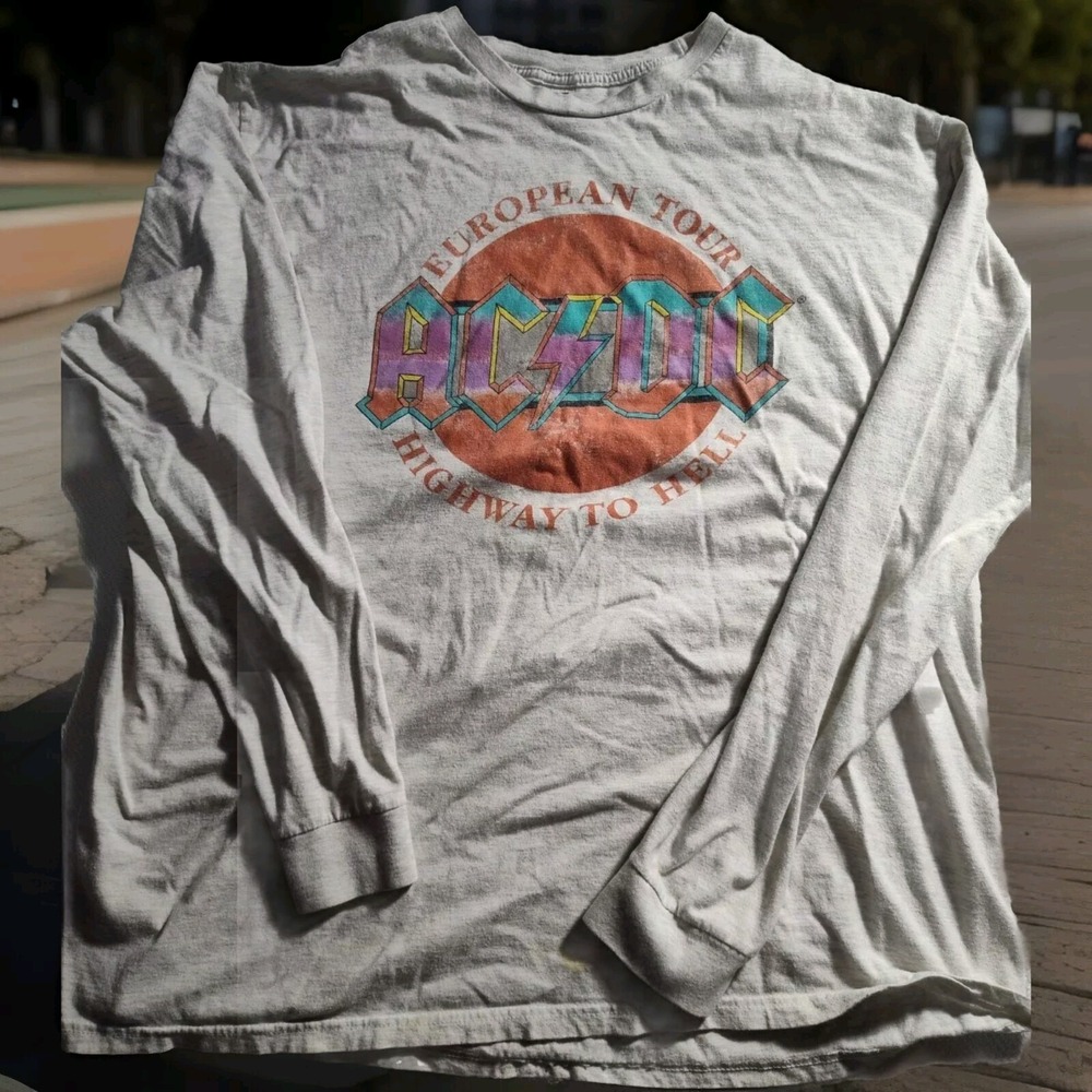 AC/DC Concert 1979 European Tour T Shirt Size XL Long Sleeve 795